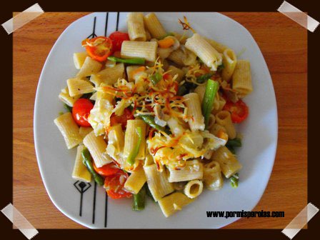 Macarrones integrales con verdura y queso